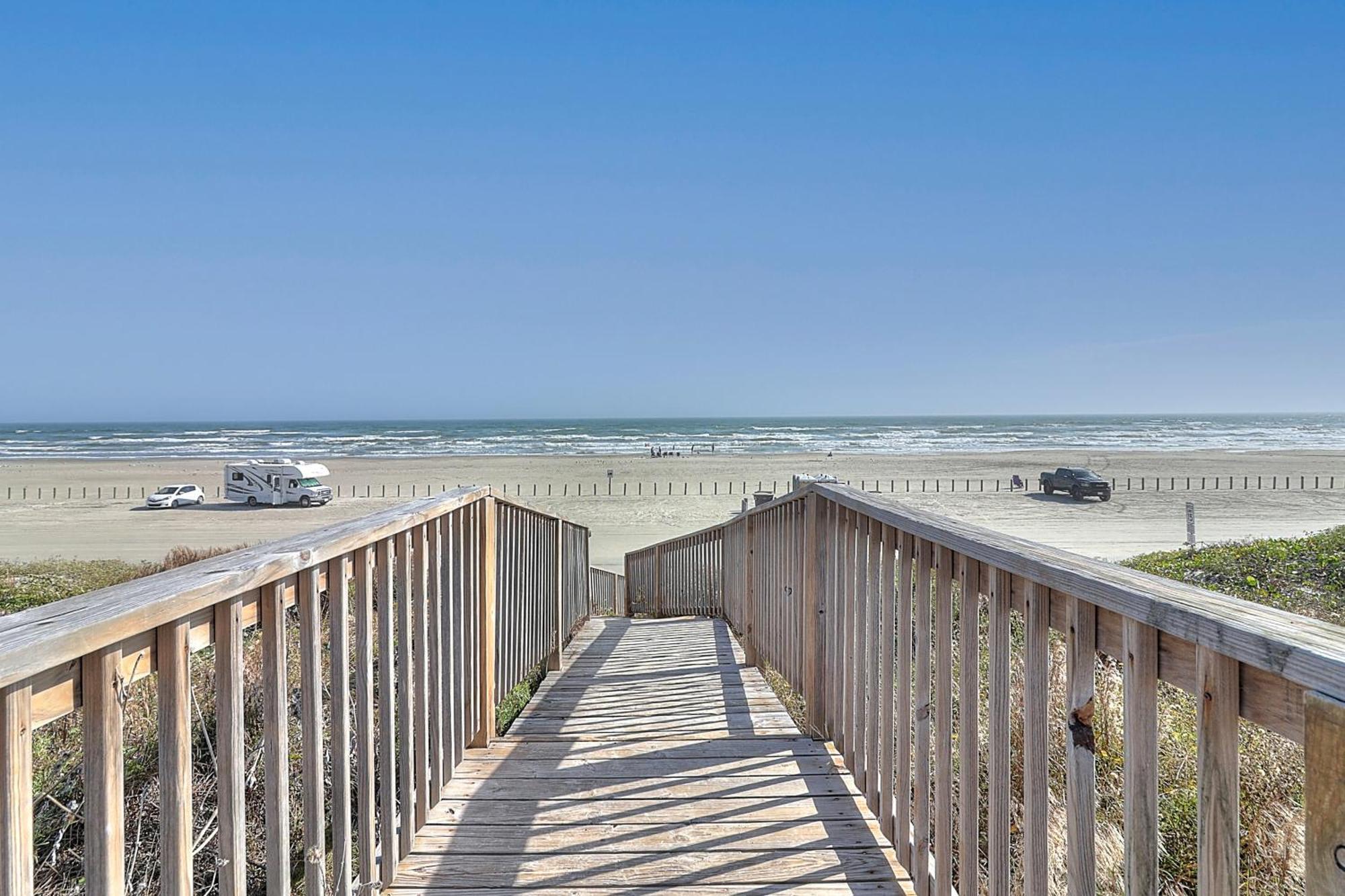 & Surf Sea Mist Holiday home